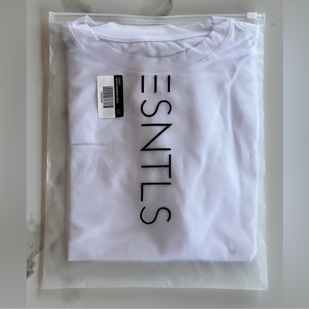 ESNTLS Men's Medium White Crew Neck
T-Shirt